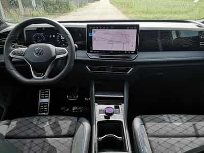 VW Tiguan 2.0 TDI 142 kW 4Motion R-Line (2025) - Photo 7