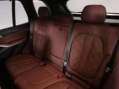 BMW X5 xDrive40i DAB LED (2024) - Photo 8