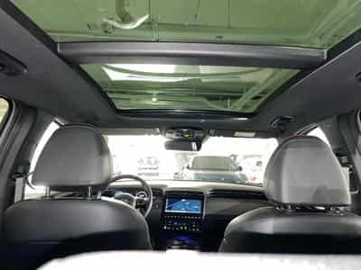 Hyundai Tucson 1.6 T-GDi Plug-in 4x4 Shine N-Line (2025) - Photo 14