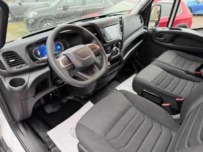 Iveco Daily 2.3 35S16 Fourgon Pack (2025) - Photo 4