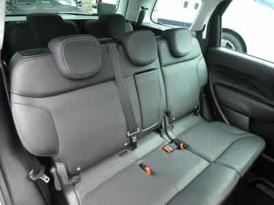 Fiat 500L MultiJet Auto. Luxe "7places" (2017) - Photo 4