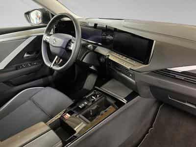Opel Astra L Edition (2023) - Photo 9