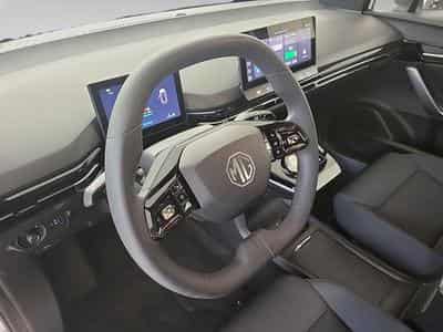 MG MG4 STANDARD (2023) - Photo 8