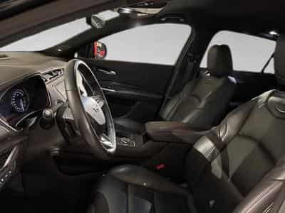 Cadillac XT4 2.0 SPORT 4WD (2024) - Photo 4