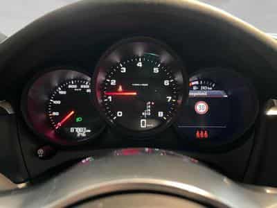 Porsche Macan 2.0 Macan (2020) - Photo 2