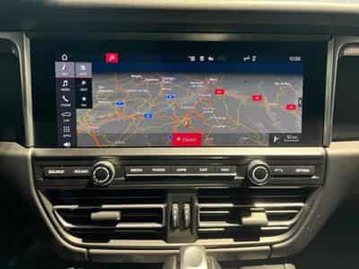 Porsche Macan 2.0 Macan (2020) - Photo 3