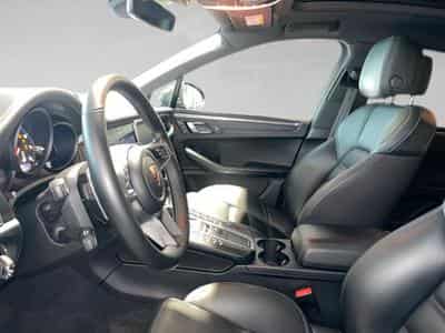Porsche Macan 2.0 Macan (2020) - Photo 4