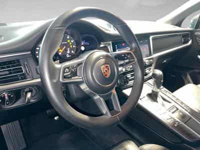 Porsche Macan 2.0 Macan (2020) - Photo 8