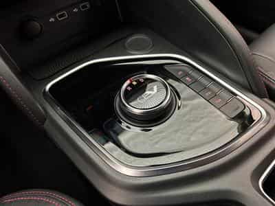 Maxus Euniq 6 T90 EV ELECTRIQUE (2023) - Photo 8