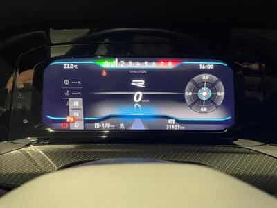 VW Golf 2.0 TSI OPF DSG 4MOTION R (2023) - Photo 2