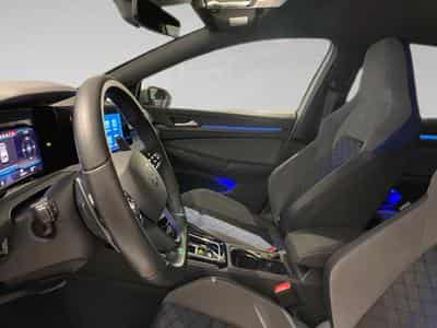 VW Golf 2.0 TSI OPF DSG 4MOTION R (2023) - Photo 4