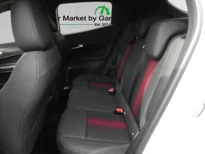 Alfa-Romeo Junior IBRIDA TI 1.2 VGT (2026) - Photo 14