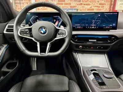 BMW 320 320iA Touring 2.0 184cv Auto M-SPORT (2025) - Photo 4