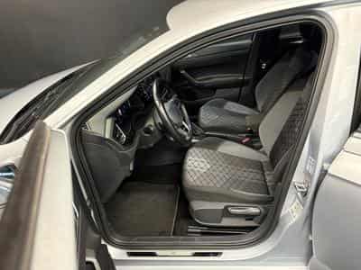 VW Polo 1.0 TSI R-line 110 DSG7 (2023) - Photo 12