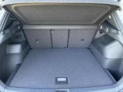 VW Tiguan 2.0 TDI 110 kW R-Line (2026) - Photo 9