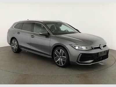 VW Passat Variant 2.0 TDI 142 kW 4Motion R-Line (2026) - Photo 1