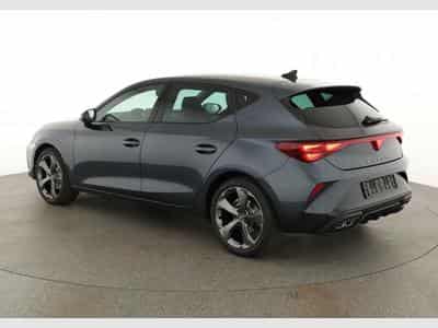 Cupra Leon 1.5 eTSI 110 kW (2026) - Photo 3