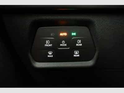 Cupra Leon 1.5 eTSI 110 kW (2026) - Photo 8