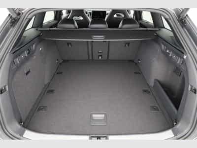 VW Passat Variant 2.0 TSI 195 kW 4Motion R-Line (2026) - Photo 11
