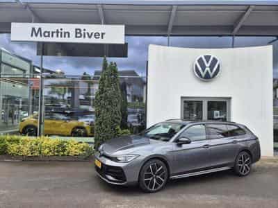VW Passat R-Line (2026) - Photo 1