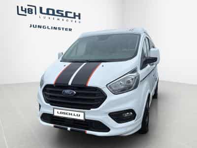 Ford Tourneo Panama (2023) - Photo 1
