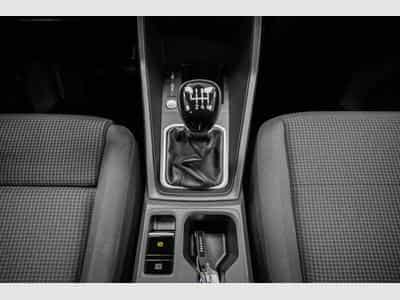 VW Caddy 2,0 TDI 4Motion (2026) - Photo 12