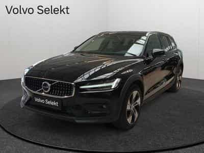 Volvo V60 B4 Plus Dark / Diesel (2023) - Photo 1