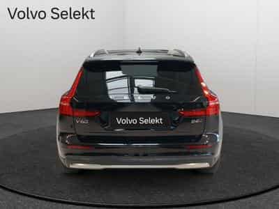 Volvo V60 B4 Plus Dark / Diesel (2023) - Photo 6