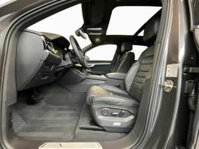 VW Touareg Elegance+V6+4M+Pano+AHK+Luft (2023) - Photo 9