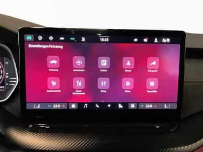 Skoda Octavia RS+DSG+Pano+AHK+Stand-H (2025) - Photo 13
