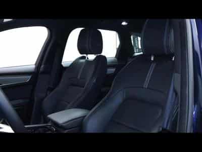 Jaguar F-Pace S D165 AWD Auto (2024) - Photo 14