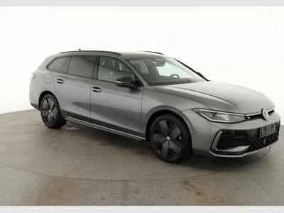 VW Passat Variant 2.0 TDI 142 kW 4Motion R-Line (2026) - Photo 1
