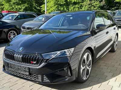 Skoda Octavia RS (2026) - Photo 3