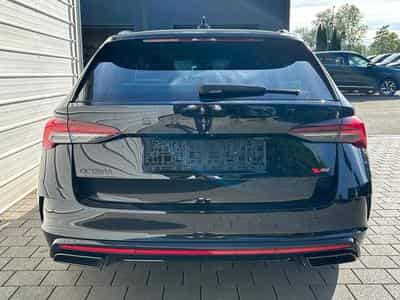 Skoda Octavia RS (2026) - Photo 5