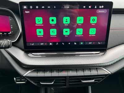 Skoda Octavia RS (2026) - Photo 10