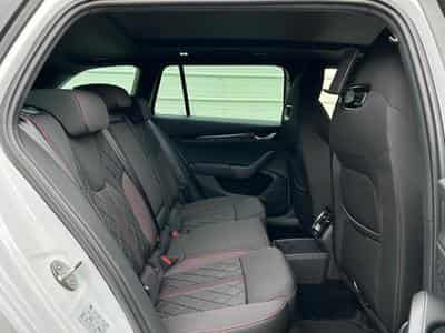 Skoda Octavia RS (2026) - Photo 14