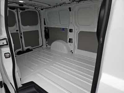 VW T7 Transporter Kaste 2.0 TDI 81 kW KR (2025) - Photo 12