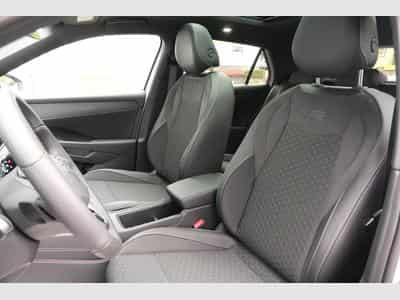 VW T-Roc 1.5 eTSI DSG (2026) - Photo 13