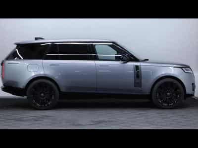 Land-Rover Range Rover LWB P615 SV AWD Auto (2025) - Photo 3