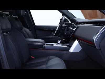 Land-Rover Range Rover SV P615 AWD Auto (2023) - Photo 10