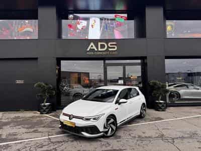 VW Golf GTI VIII Clubsport 2.0 TSI 300CV (2023) - Photo 1