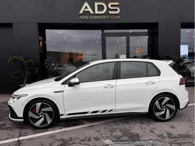 VW Golf GTI VIII Clubsport 2.0 TSI 300CV (2023) - Photo 3