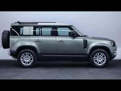 Land-Rover Defender 110 S D200 AWD Auto (2025) - Photo 4