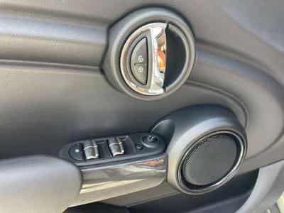 MINI Cooper Mini One Aut. - JUSQU'A 4 ANS DE GARANTIE (2019) - Photo 9