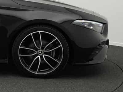 Mercedes A 200 d AMG-Line Multi+Kamera+Night+19" (2025) - Photo 6