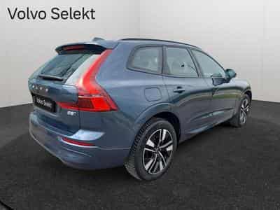 Volvo XC60 B5 Core / Essence (2025) - Photo 2