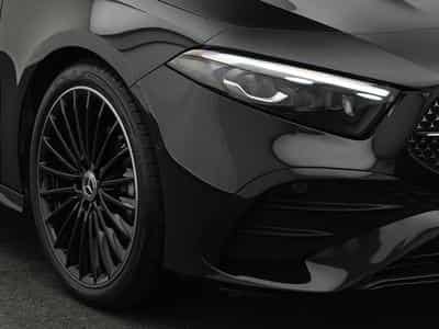 Mercedes A 200 d AMG-Line Multi+Kamera+Night+19" (2025) - Photo 7