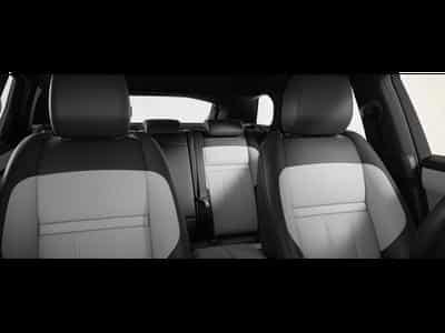 Land-Rover Range Rover Evoque D200 Dynamic SE (2026) - Photo 6