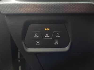 Seat Leon -25% 2.0 TDI 115ch Style XL (2025) - Photo 14