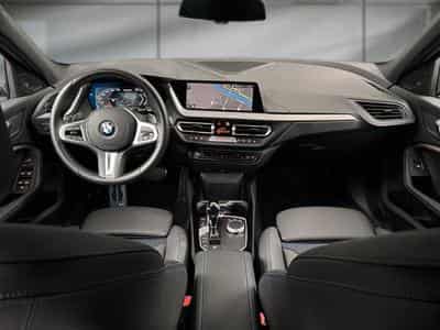 BMW 118 -36% M135iA xDrive 306ch Edition M Sport Pro (2023) - Photo 10
